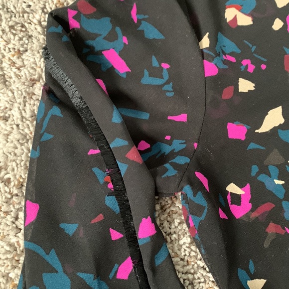 Ellen Tracy Blouse - Picture 10 of 11